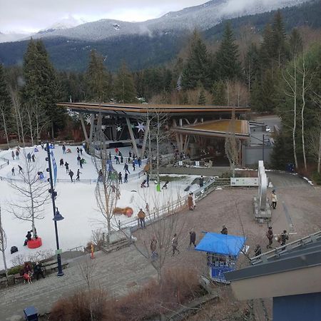 Tyndalstone Lodge 3 Bedroom In The Heart Of Village North Whistler Exterior photo